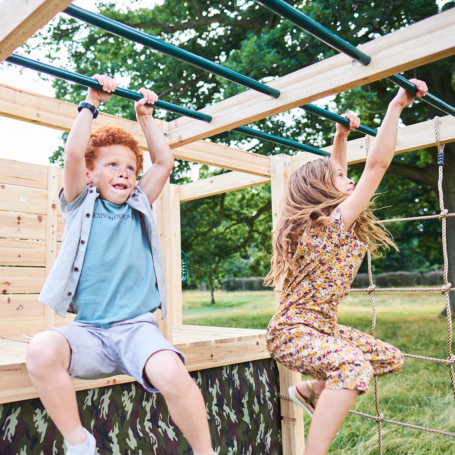 Plum Play s Wooden Climbing Cube with Swing Arm for Kids 3 years Be Active Toys