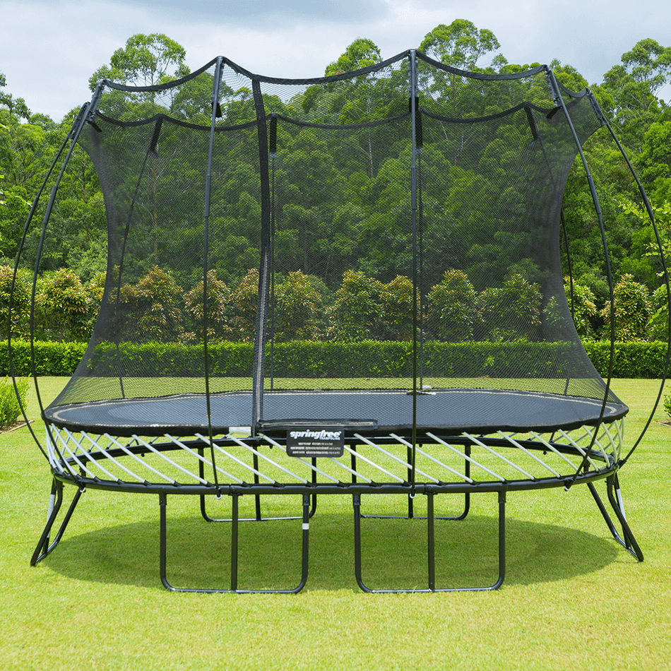 Springfree® 8ft x 11ft Medium Oval Trampoline