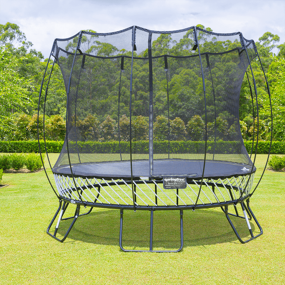 Springfree® 10ft Medium Round Trampoline