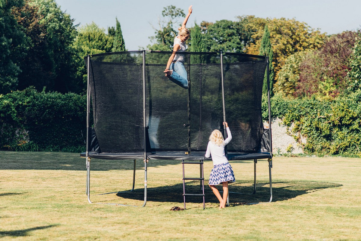 Plum magnitude trampoline clearance 8ft